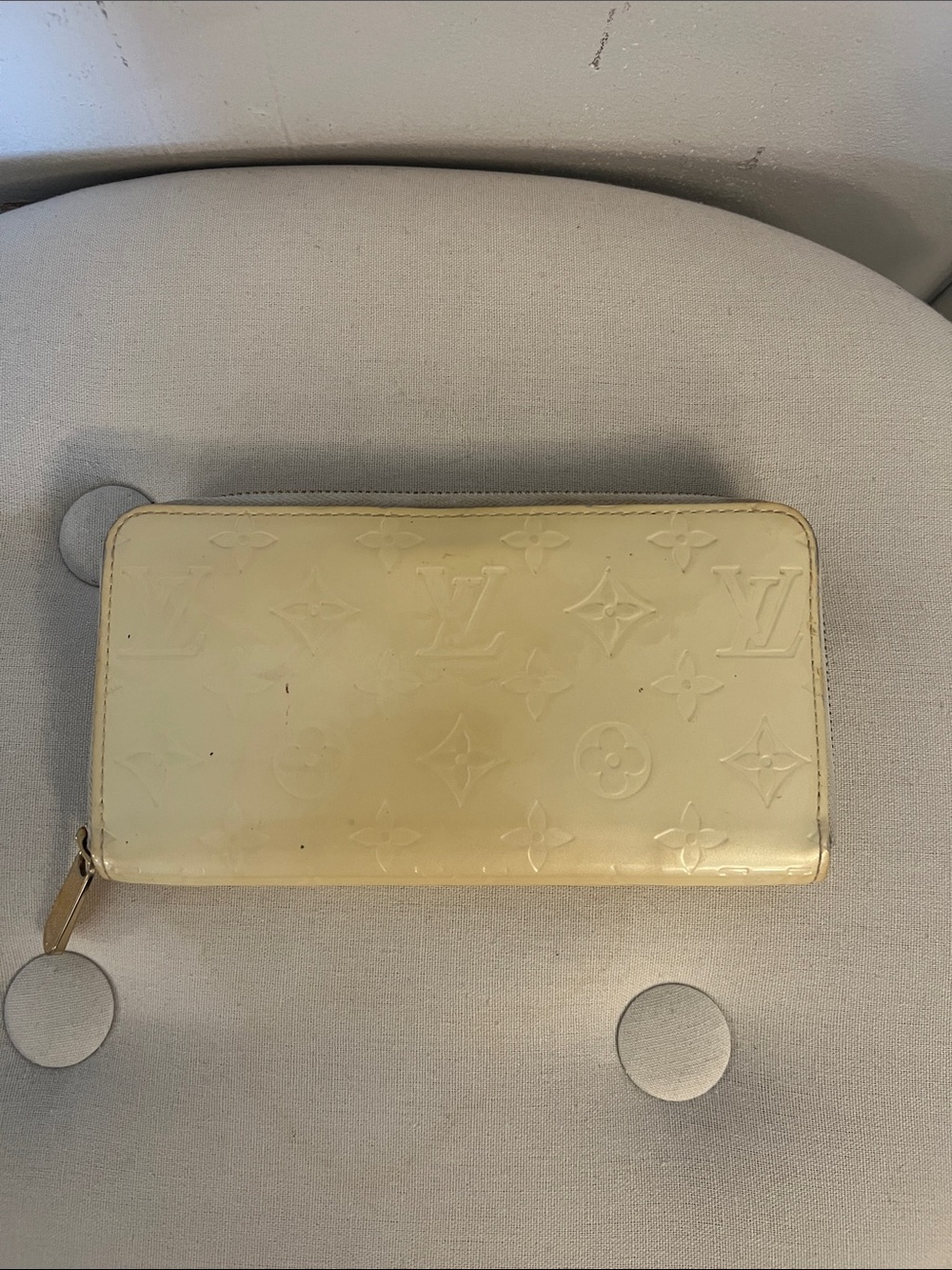 LOUIS VUITTON Vernis zipper wallet